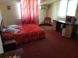 Отель Hotel Cora Констанца Двухместный номер с 1 кроватью или 2 отдельными кроватями-5