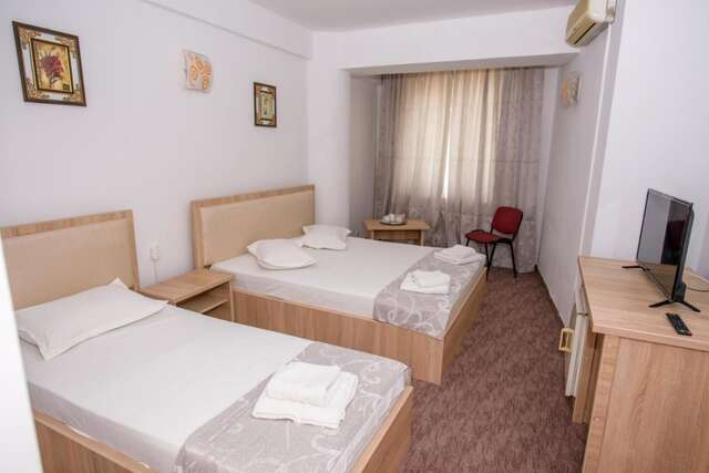 Отель Hotel Cora Констанца-24